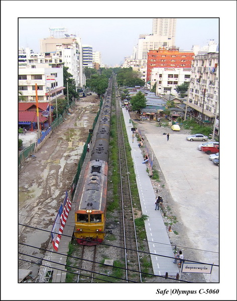 2005 - 07 - Bangkok - la rue 2.JPG